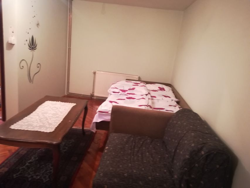 Solunskih boraca 11a, Beograd - 3