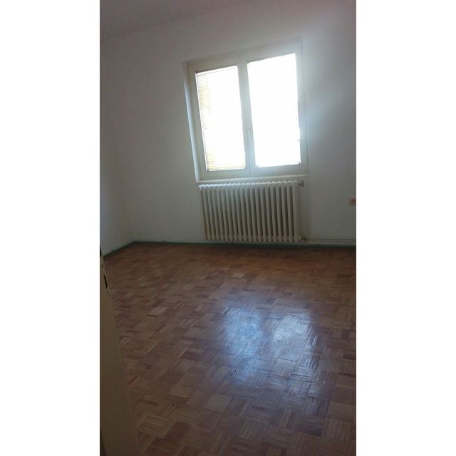 Mrakovička 44, Beograd - 9