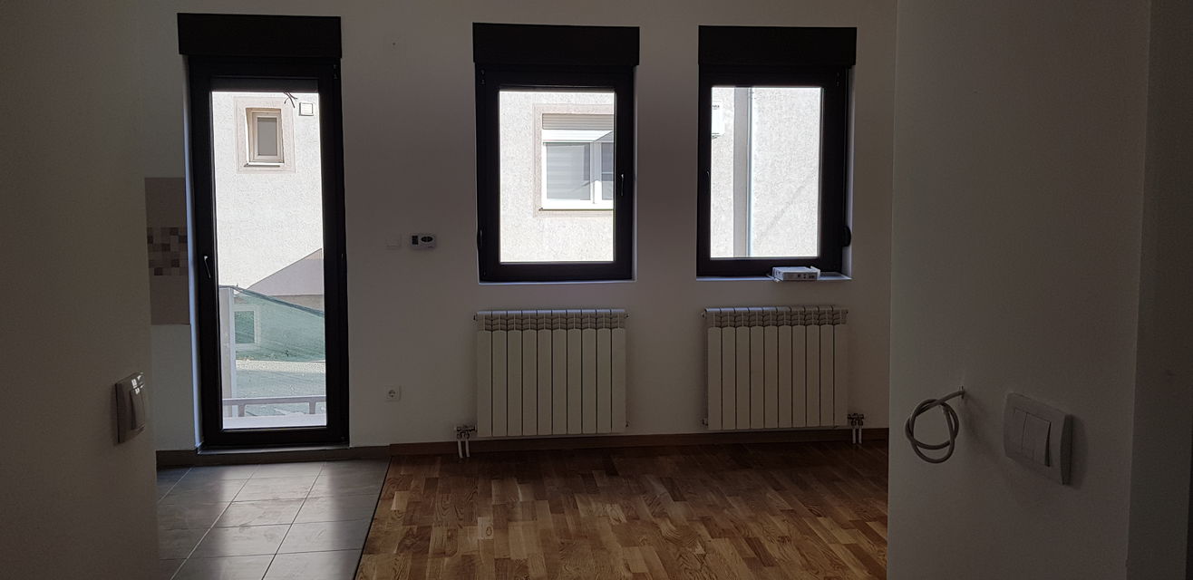 Stevana Dubajića 53, Beograd - 3