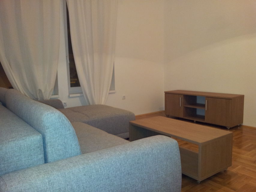 Ratka Mitrovića 152, Beograd - 8