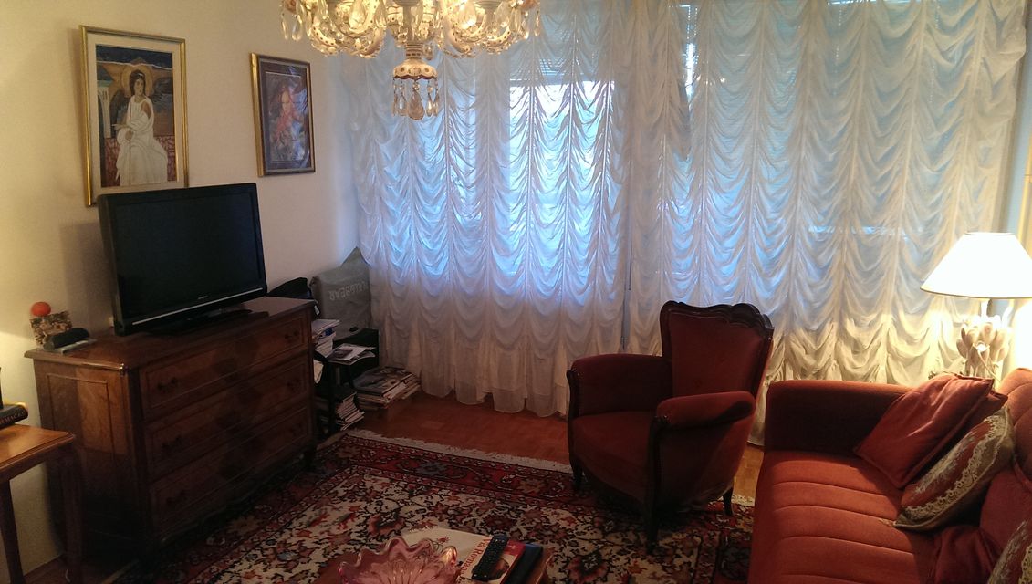 Omladinskih brigada 158, Beograd