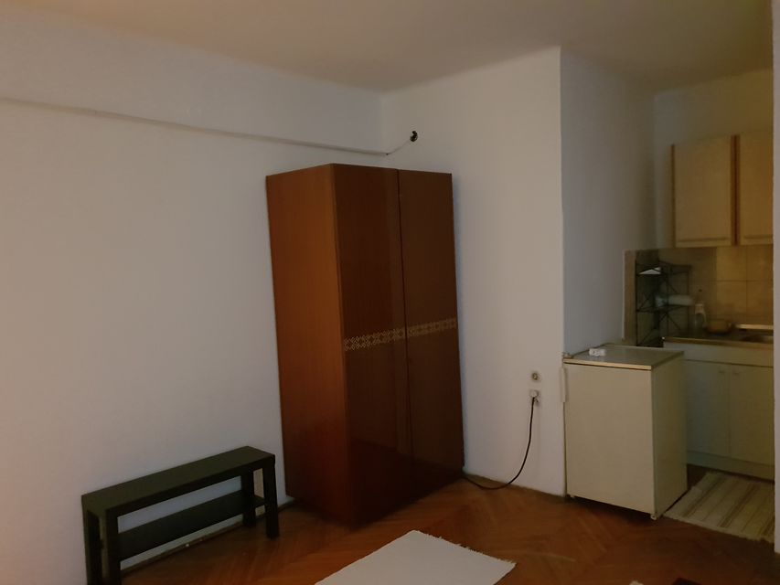 Vukice Mitrović 9, Beograd - 4