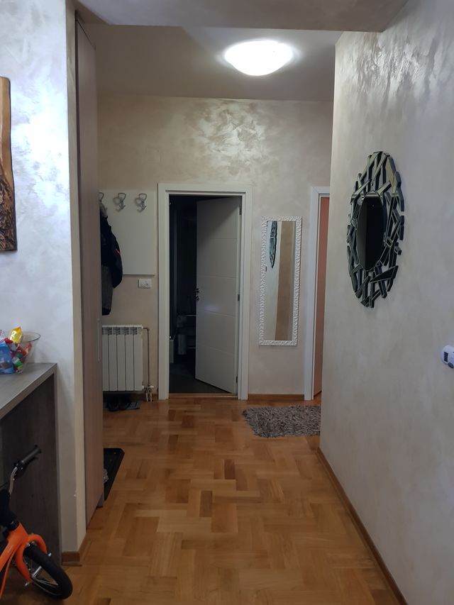 Bratstva i Jedinstva 89, Beograd - 2