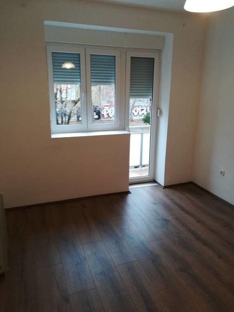 Zmaja od Noćaja 13, Beograd - 3