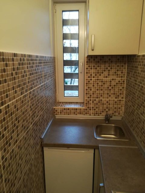 Zmaja od Noćaja 13, Beograd - 11