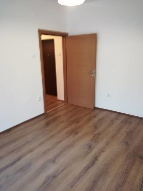 Zmaja od Noćaja 13, Beograd - 4