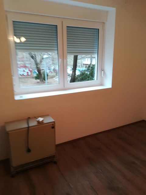 Zmaja od Noćaja 13, Beograd