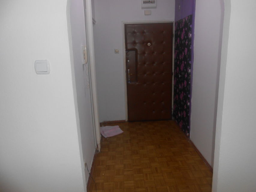 Španskih boraca 16, Beograd - 6