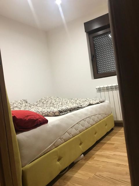 Stevana Dubajića 51, Beograd - 11