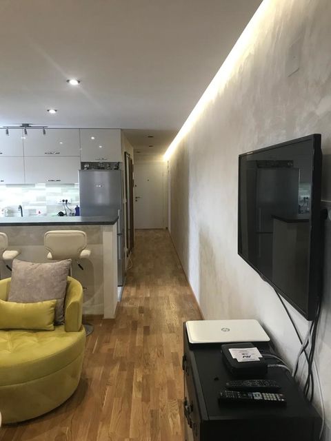 Stevana Dubajića 51, Beograd - 3