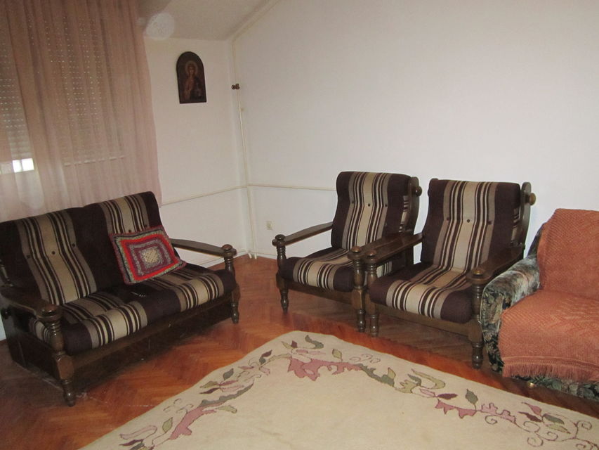 Makedonska 2A, Beograd