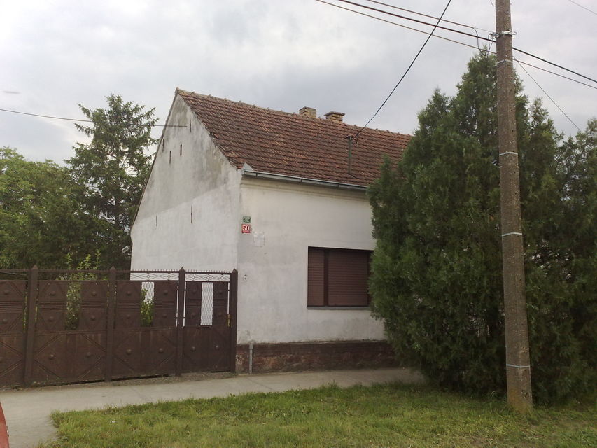 Vuka Karadžića 50, Ruma - 1