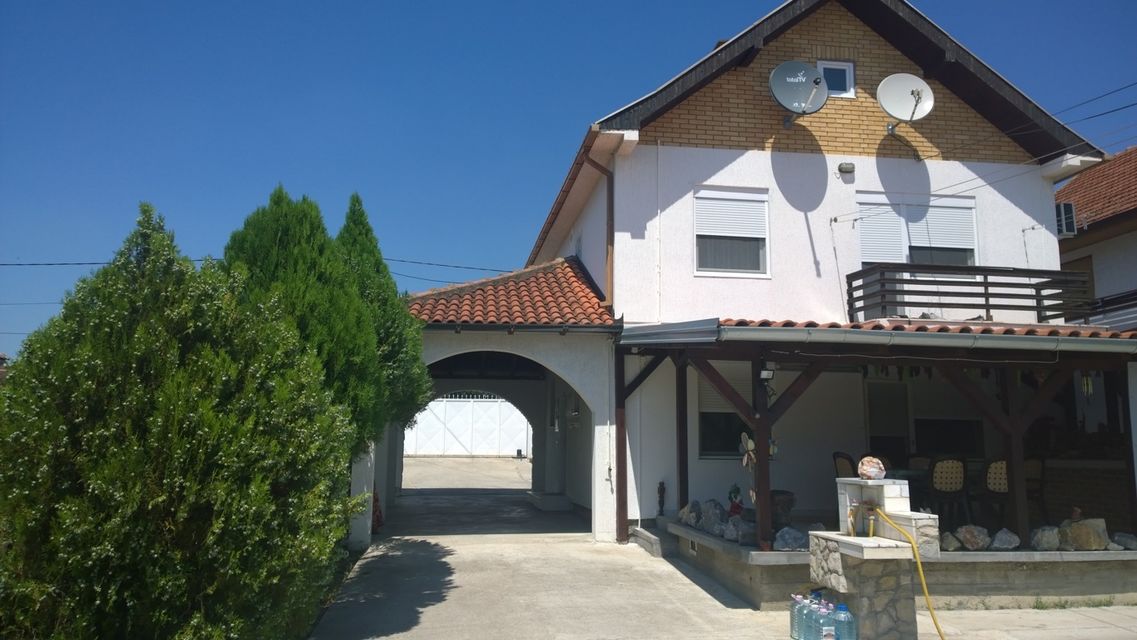 Danice Obrenić 4, Mladenovac - 2