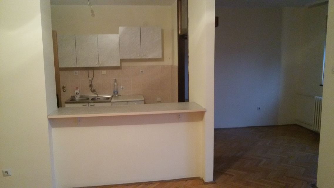 Anastasa Jovanovića 1, Beograd - 7