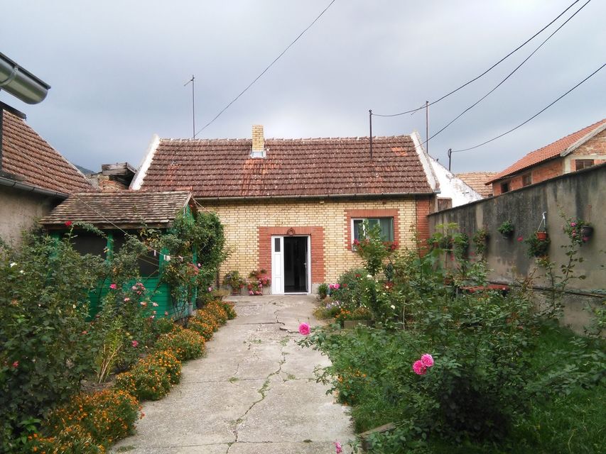 Ivana Milutinovića 10, Vršac