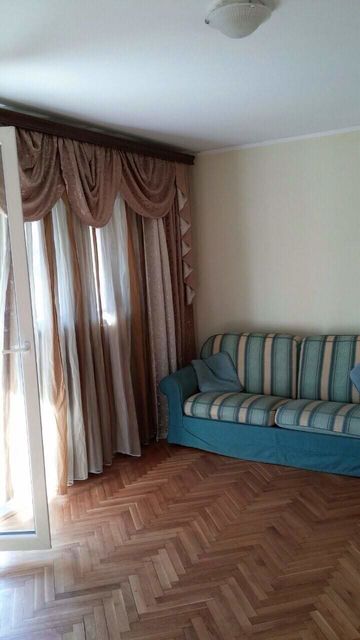 Vladimira Rolovića 2, Beograd - 2