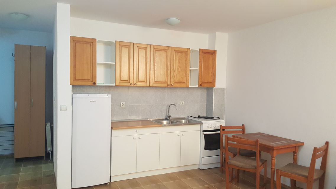 Prvoboraca 39, Beograd - 7