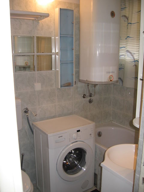 Bulevar Umetnosti 29, Beograd - 5