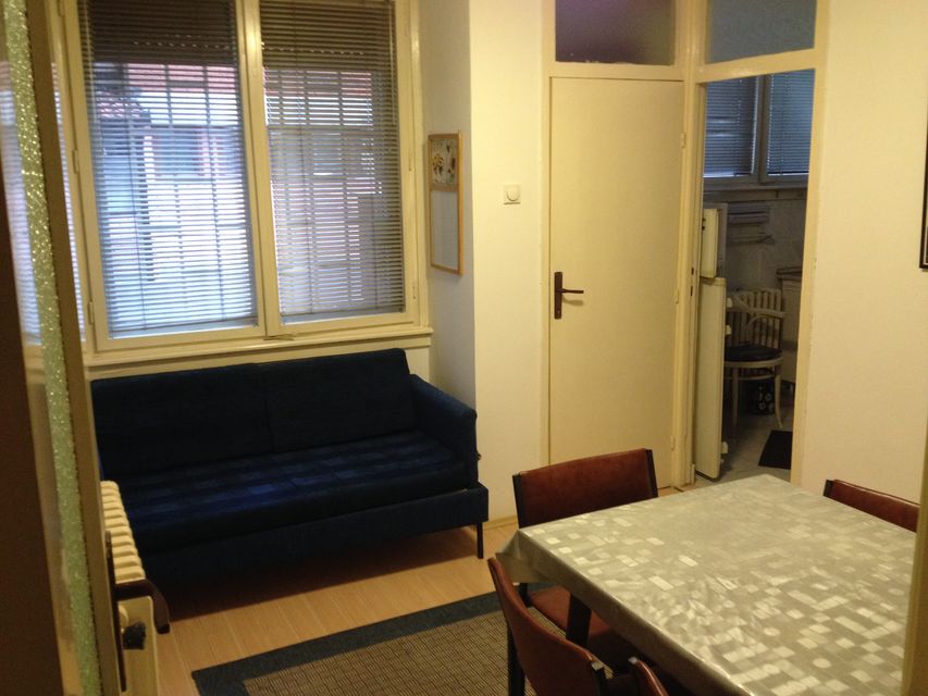 Bulevar Umetnosti 29, Beograd - 4