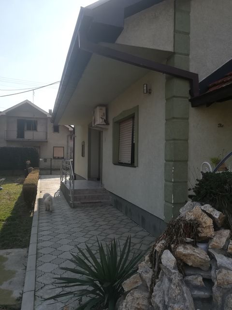 Ozrenska 2, Leskovac  - 8