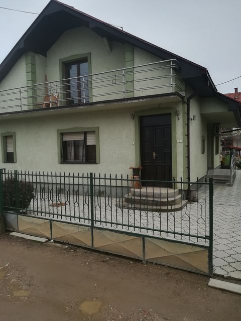 Ozrenska 2, Leskovac  - 2