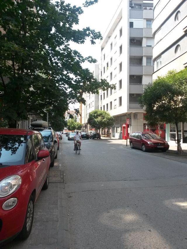 Danila Kiša 3, Novi Sad - 25