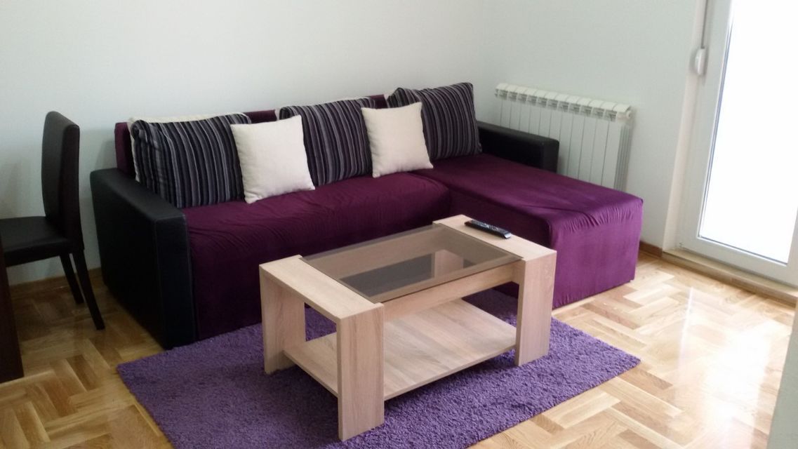 Pavla Vujisića 61d, Beograd - 4