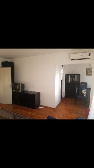 Nikolaja Gogolja 98, Beograd - 12