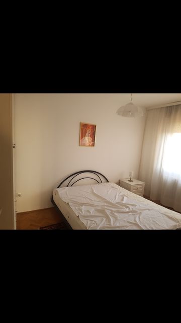 Nikolaja Gogolja 98, Beograd - 8