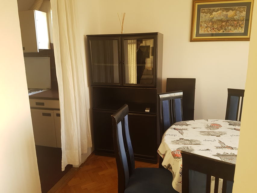 Nikolaja Gogolja 98, Beograd - 3