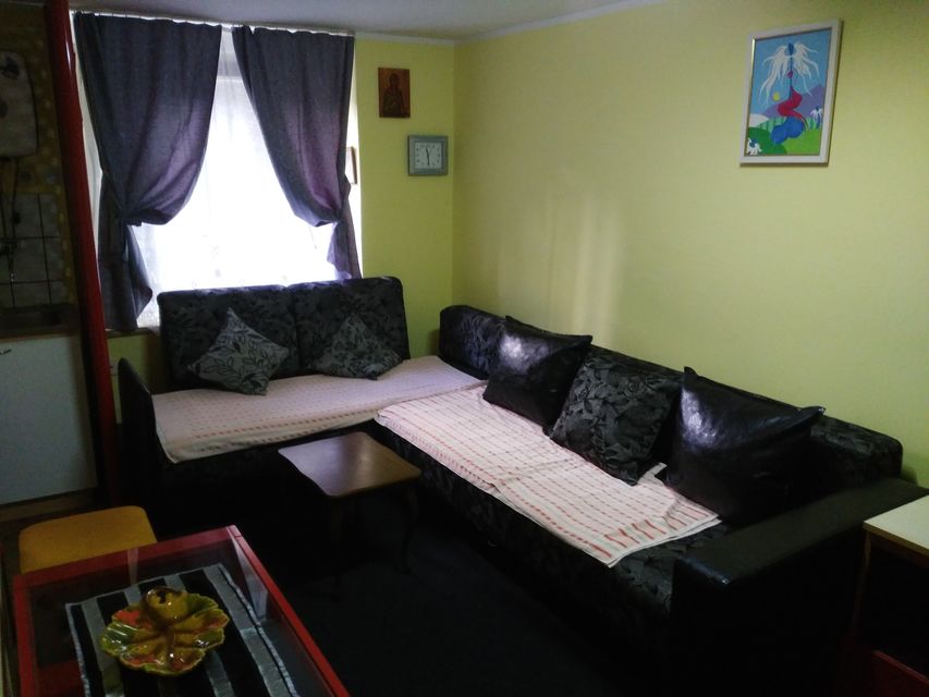 Zmaja od Noćaja 13, Beograd