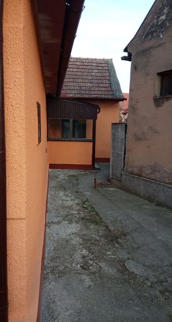 Iriška 8a, Ruma - 5