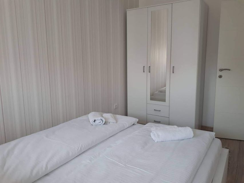 Đorđa Rajkovića 4, Novi Sad - 7