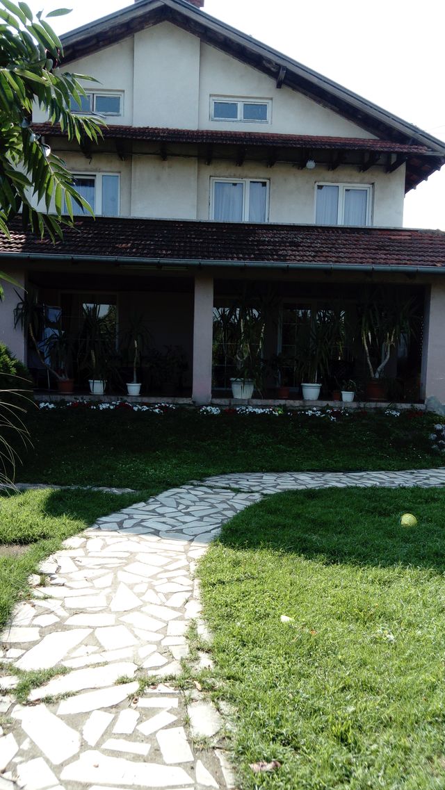 Nikole Pašića 15, Markovac - 1