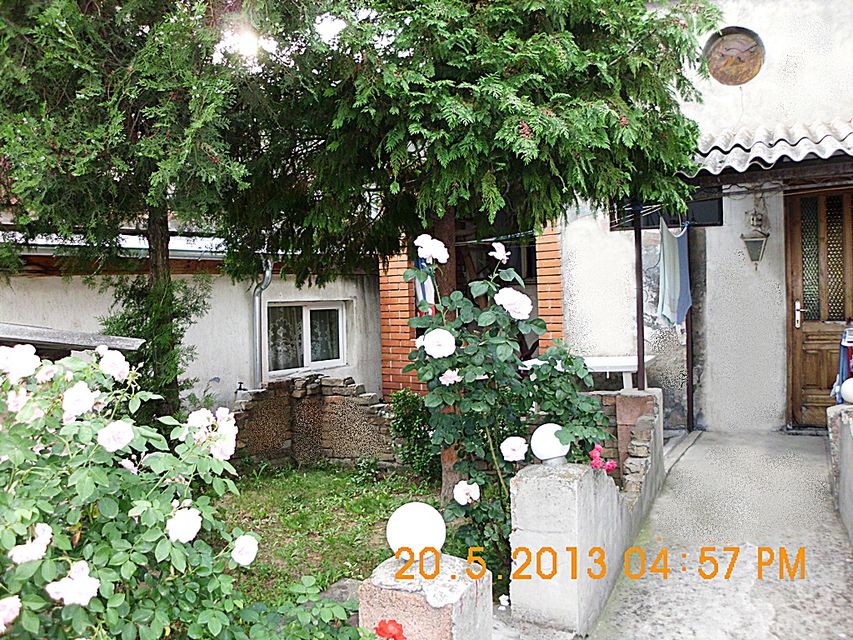 Bregalnička 28, Beograd - 8