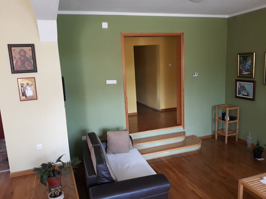 Titelska 38, Beograd - 6