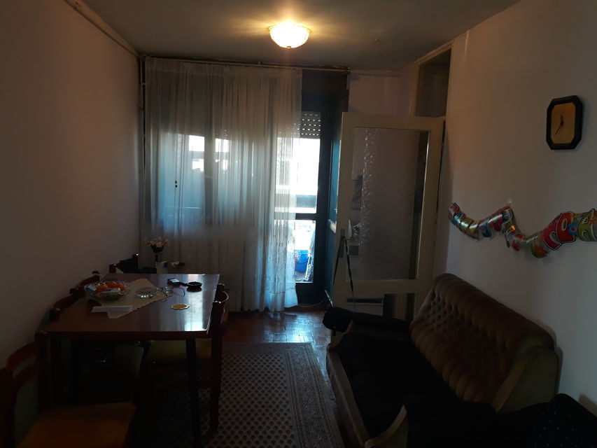 Rasinska 12, Beograd - 13