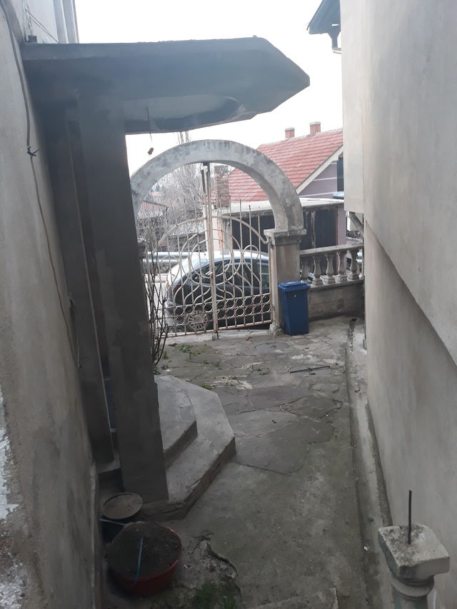 Partizanskih kurira 1, Niš - 4