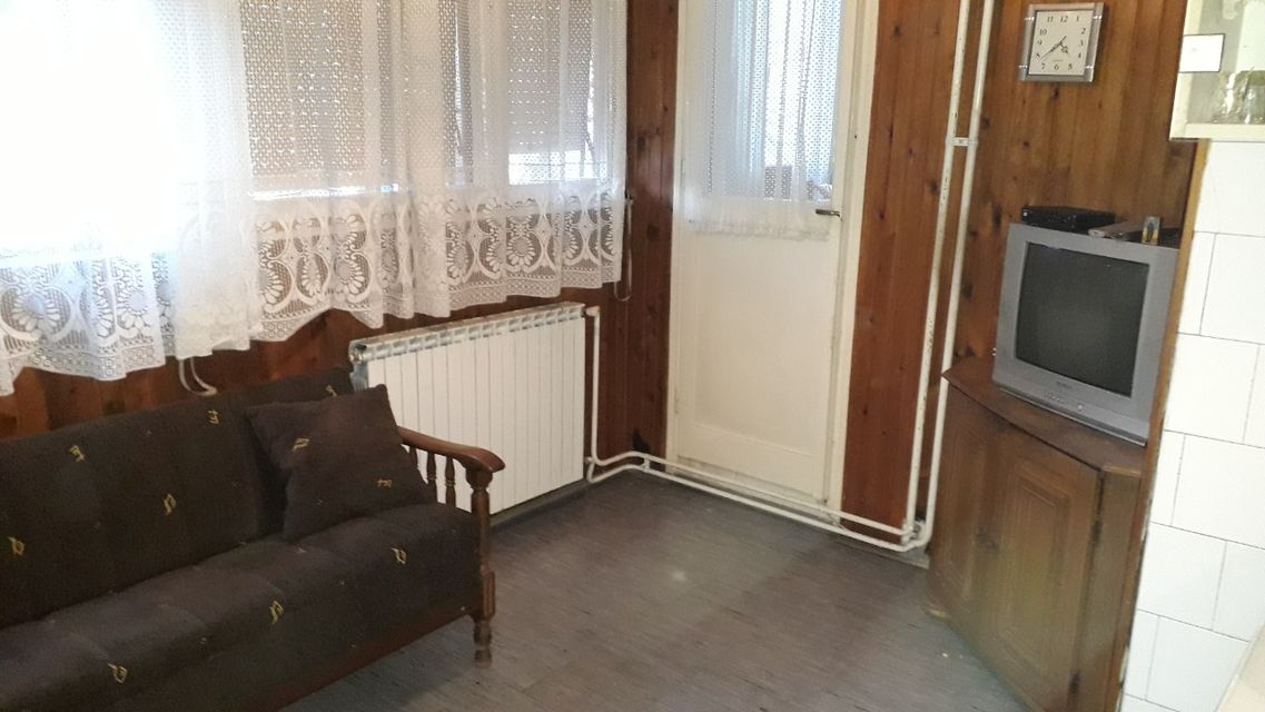Stevana Brakusa 5, Beograd - 7
