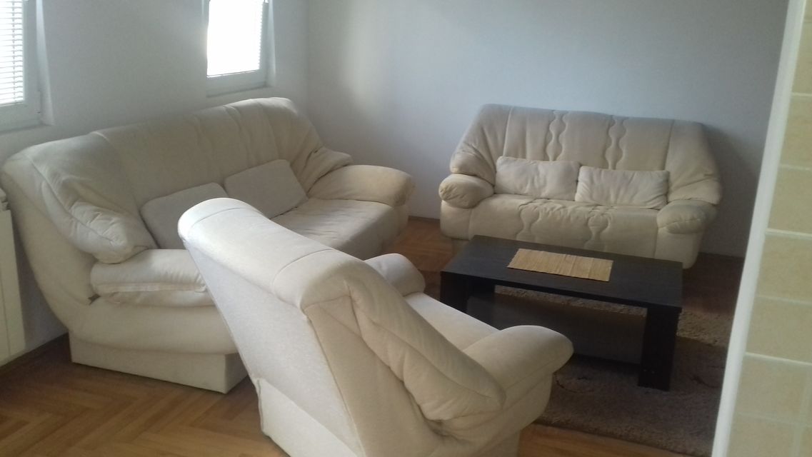 Vojvode Vlahovića 25, Beograd - 3