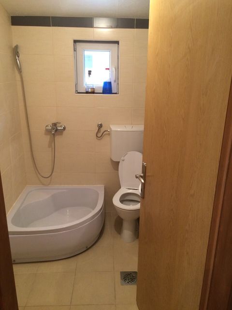 Sutjeska 324N, Beograd - 3