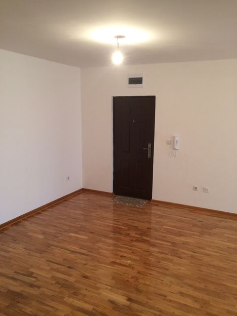 Sutjeska 324N, Beograd - 8