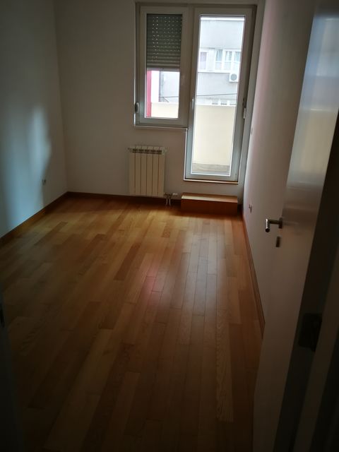 Vojvode Stepe 32, Beograd - 6