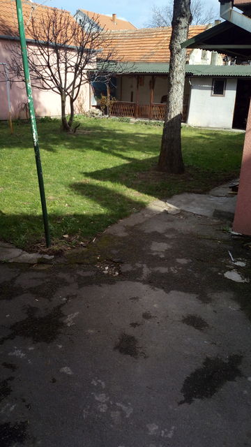 Valjevskog odreda 30, Beograd - 2