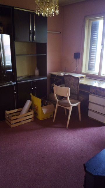 Valjevskog odreda 30, Beograd - 5