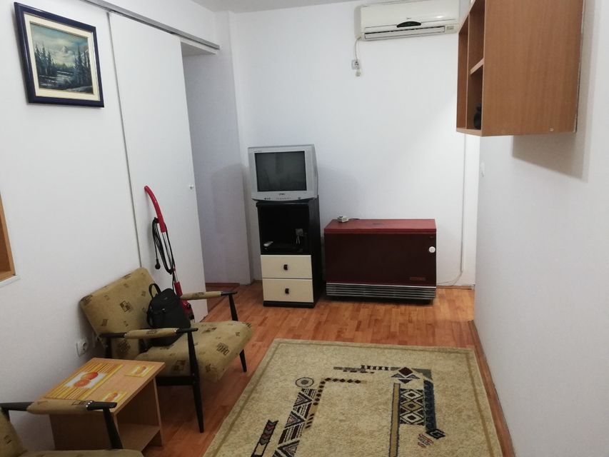 Mome Stanojlovića 14, Beograd