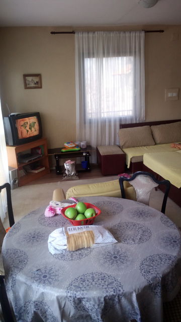 Topola 21, Beograd - 3