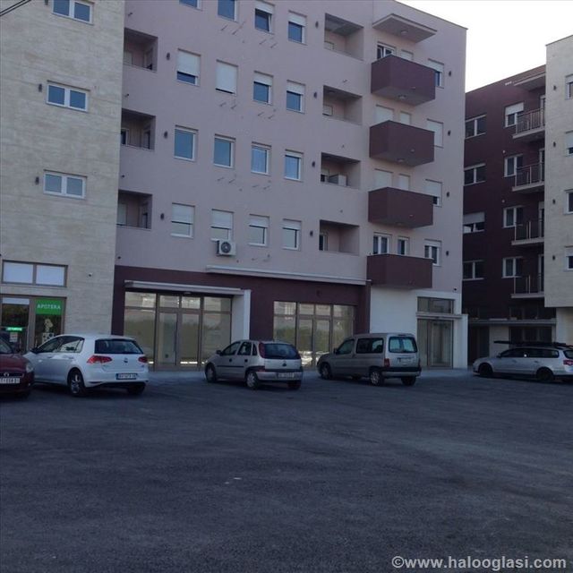 Dobanovački put 89, Beograd