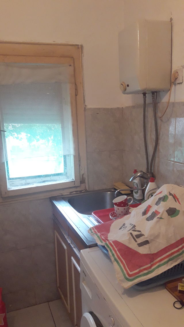 Petnička 11, Valjevo - 11