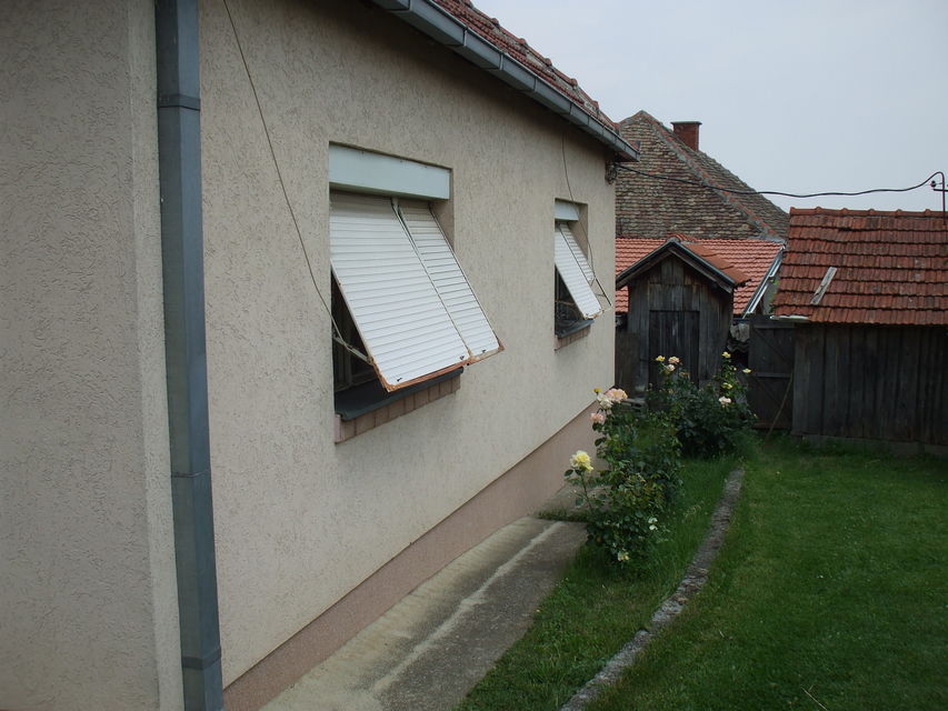 Petnička 11, Valjevo - 3